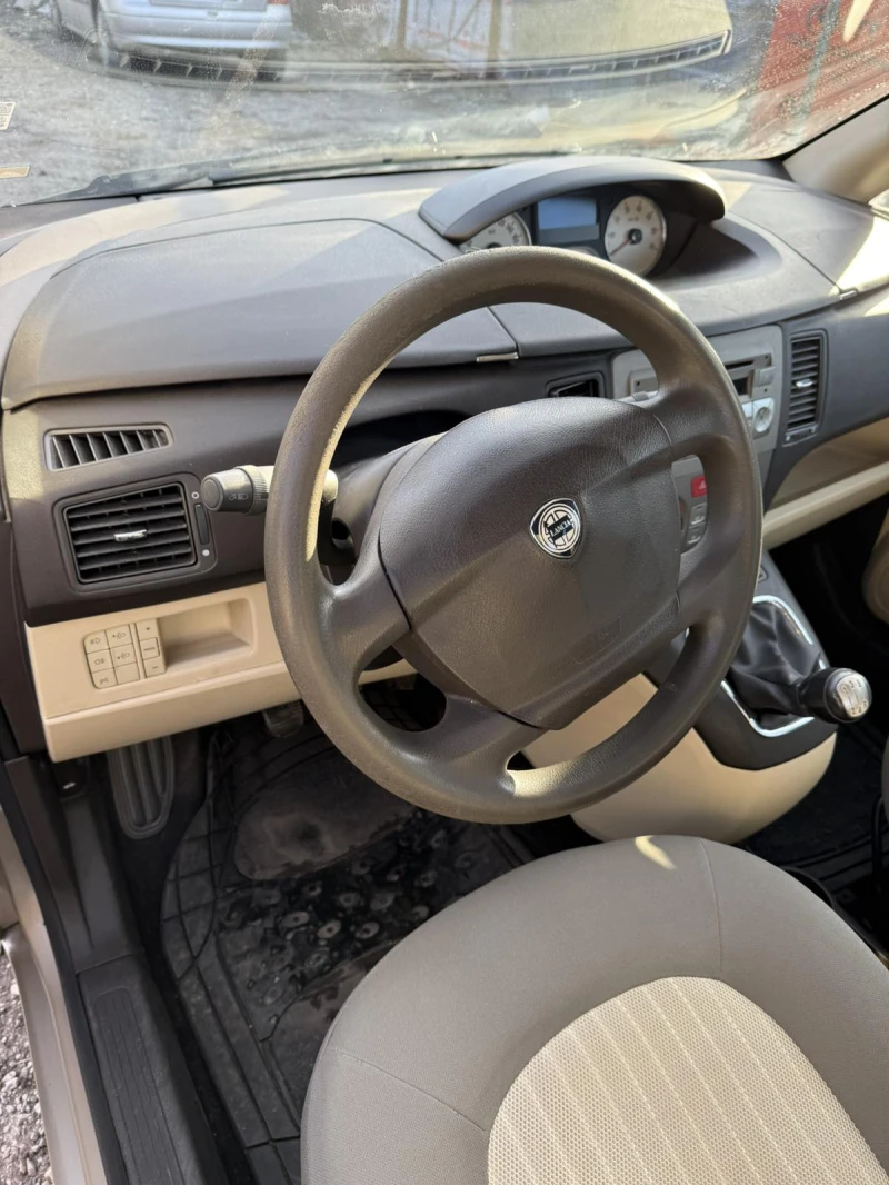 Lancia Musa, снимка 2 - Автомобили и джипове - 52860873