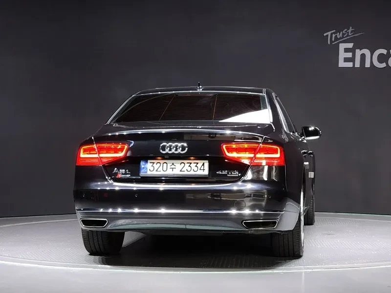 Audi A8 4.2 TDI QUATTRO - изображение 4