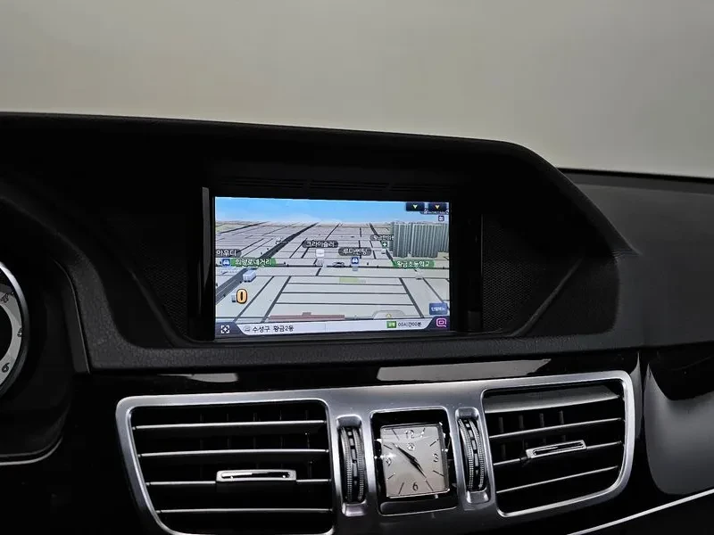 Mercedes-Benz E 220 | Mobile.bg � ����������� 15