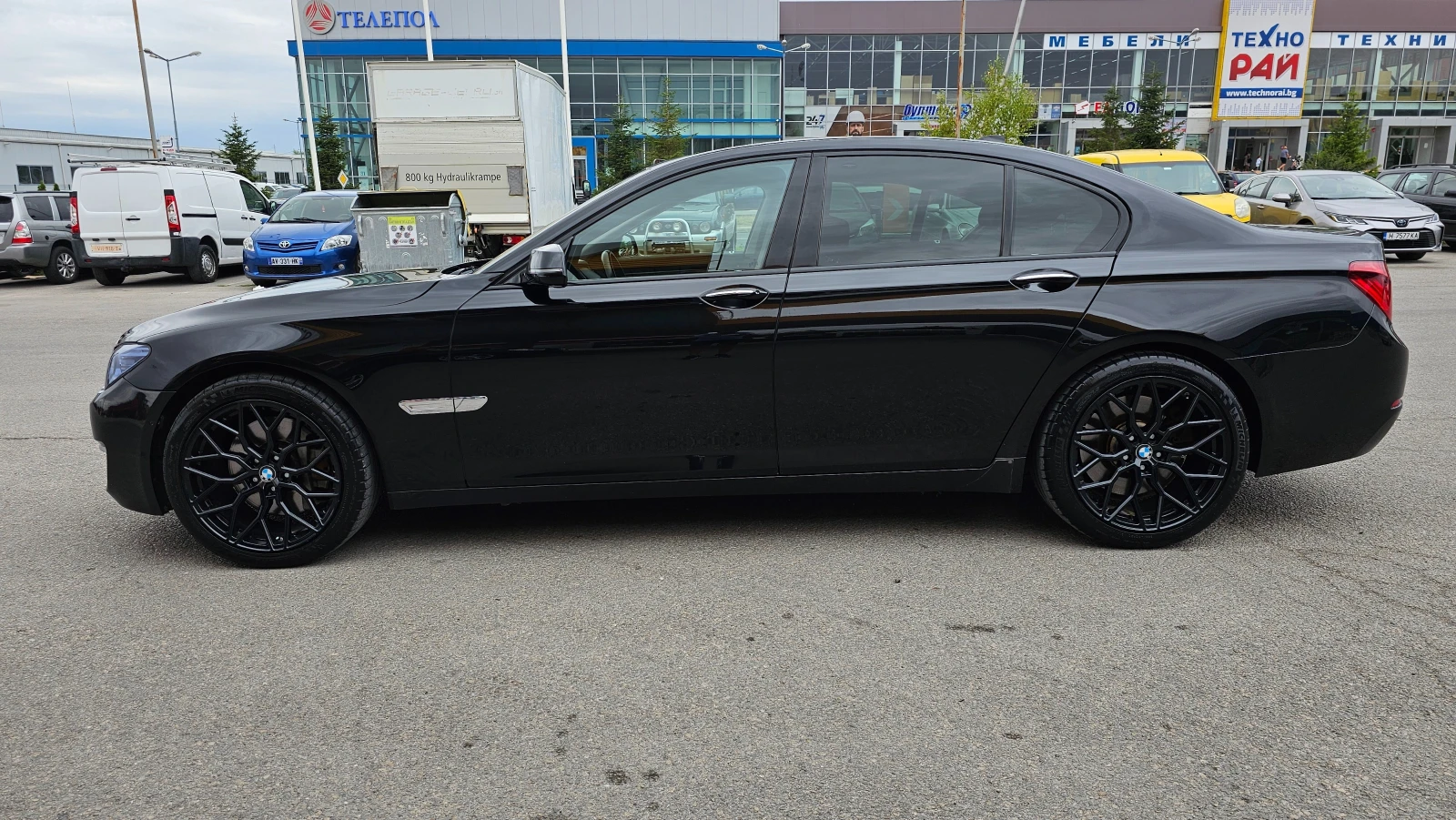 BMW 750 D M-paket Keyless Soft close x-drive Headup Adapti - изображение 2