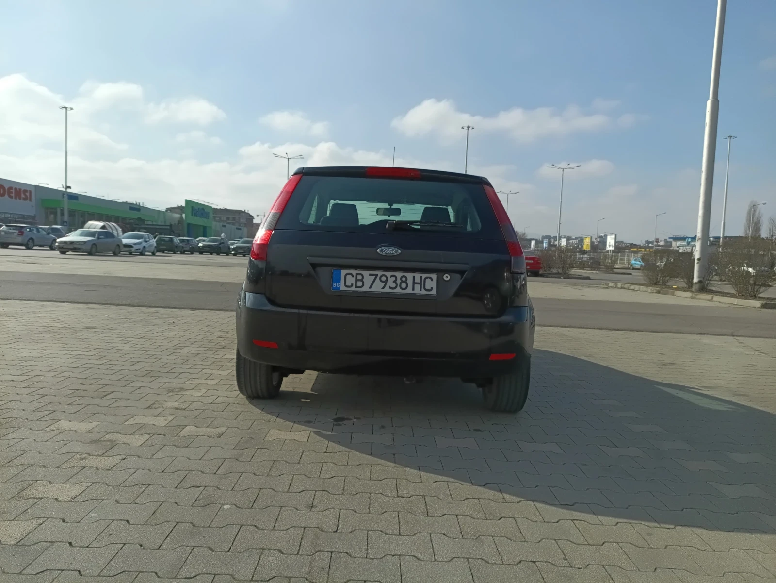 Ford Fiesta 1.6i 127000km климатик  - изображение 6