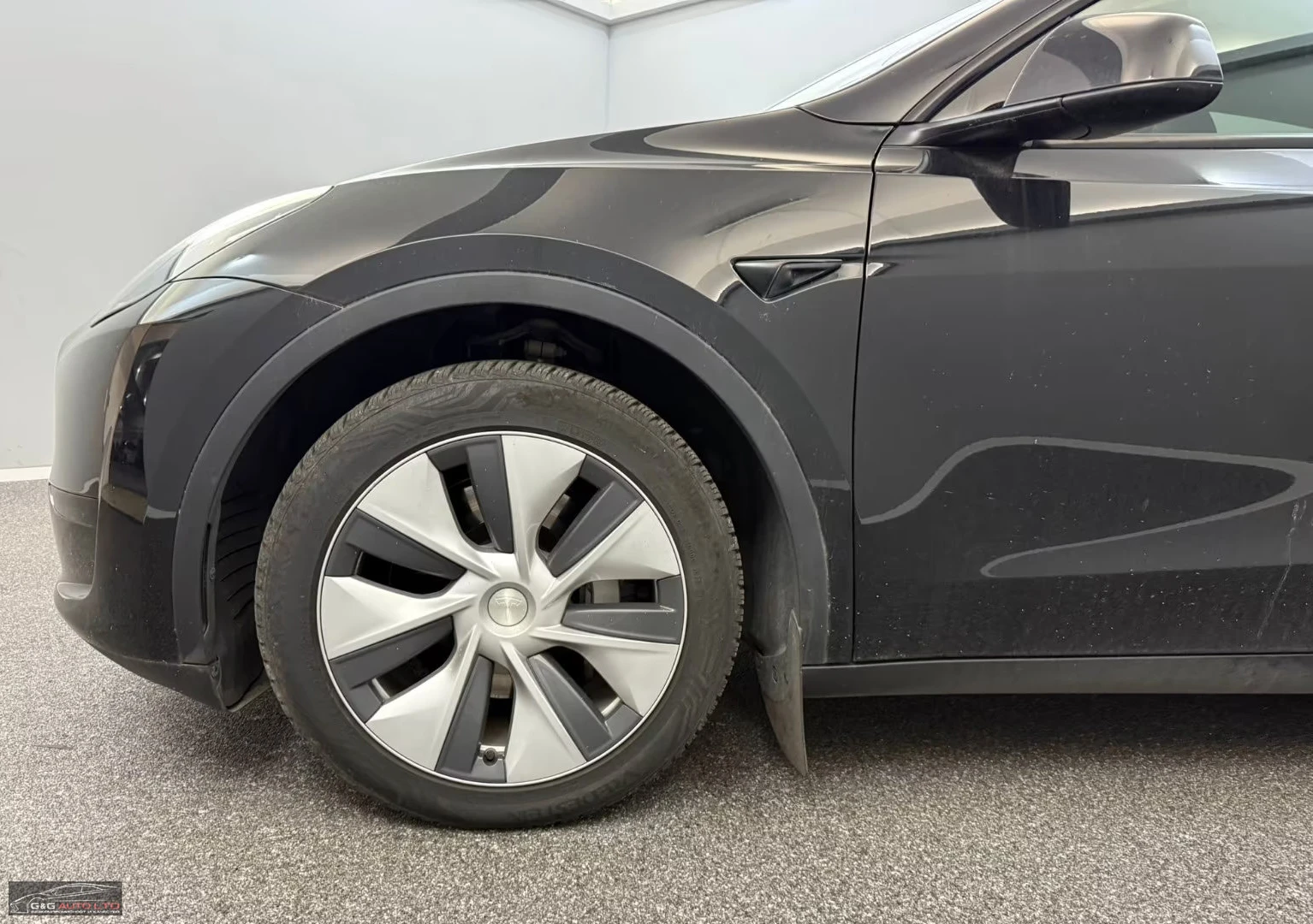 Tesla Model Y LONG-RANGE/RWD/347HP/PANO/CARPLAY/AMBI/MEMORY/289f - изображение 3