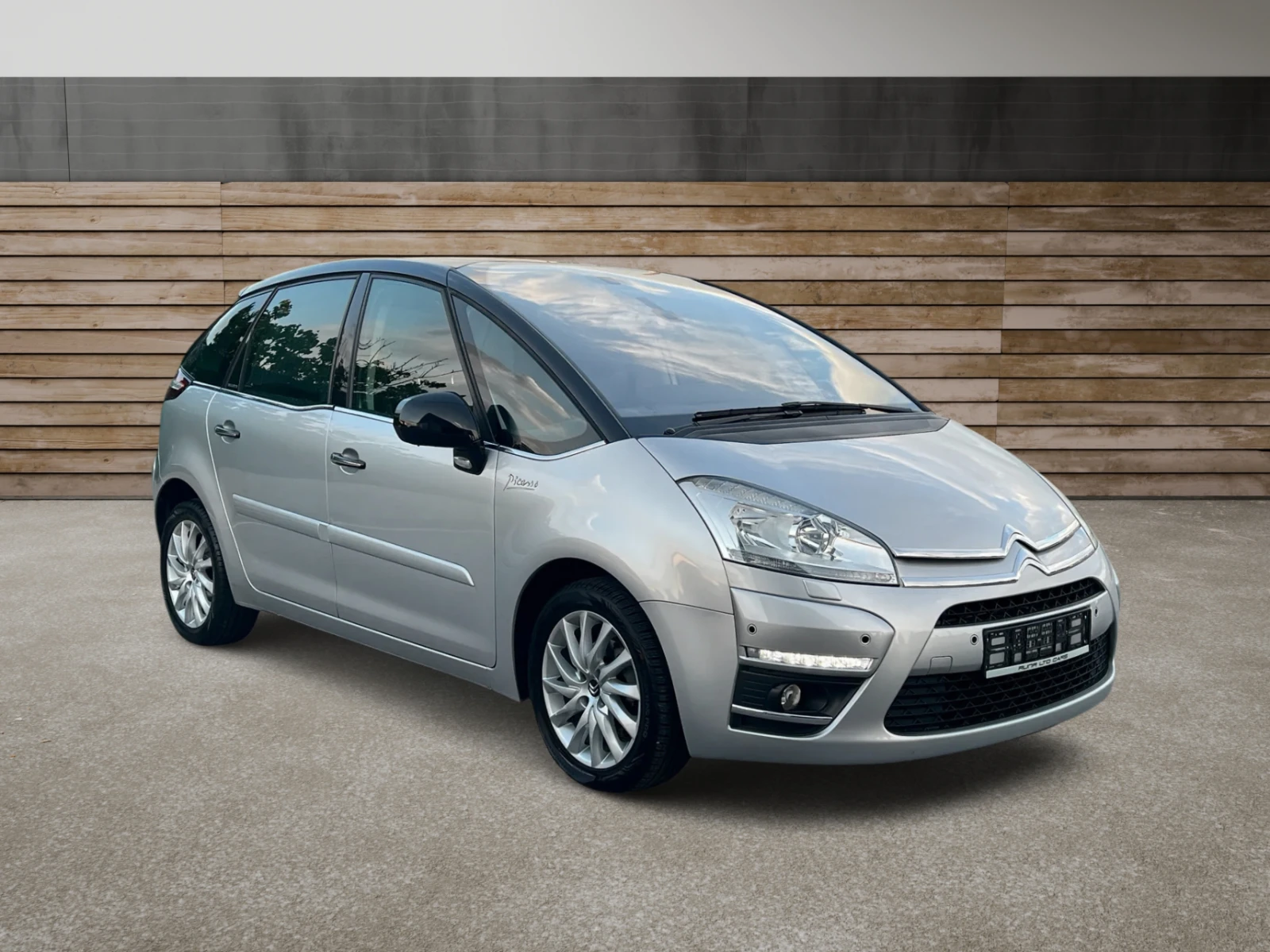 Citroen C4 Picasso 1.6eHDi Exclusive AirDream 154000km 154000km 1 - изображение 3