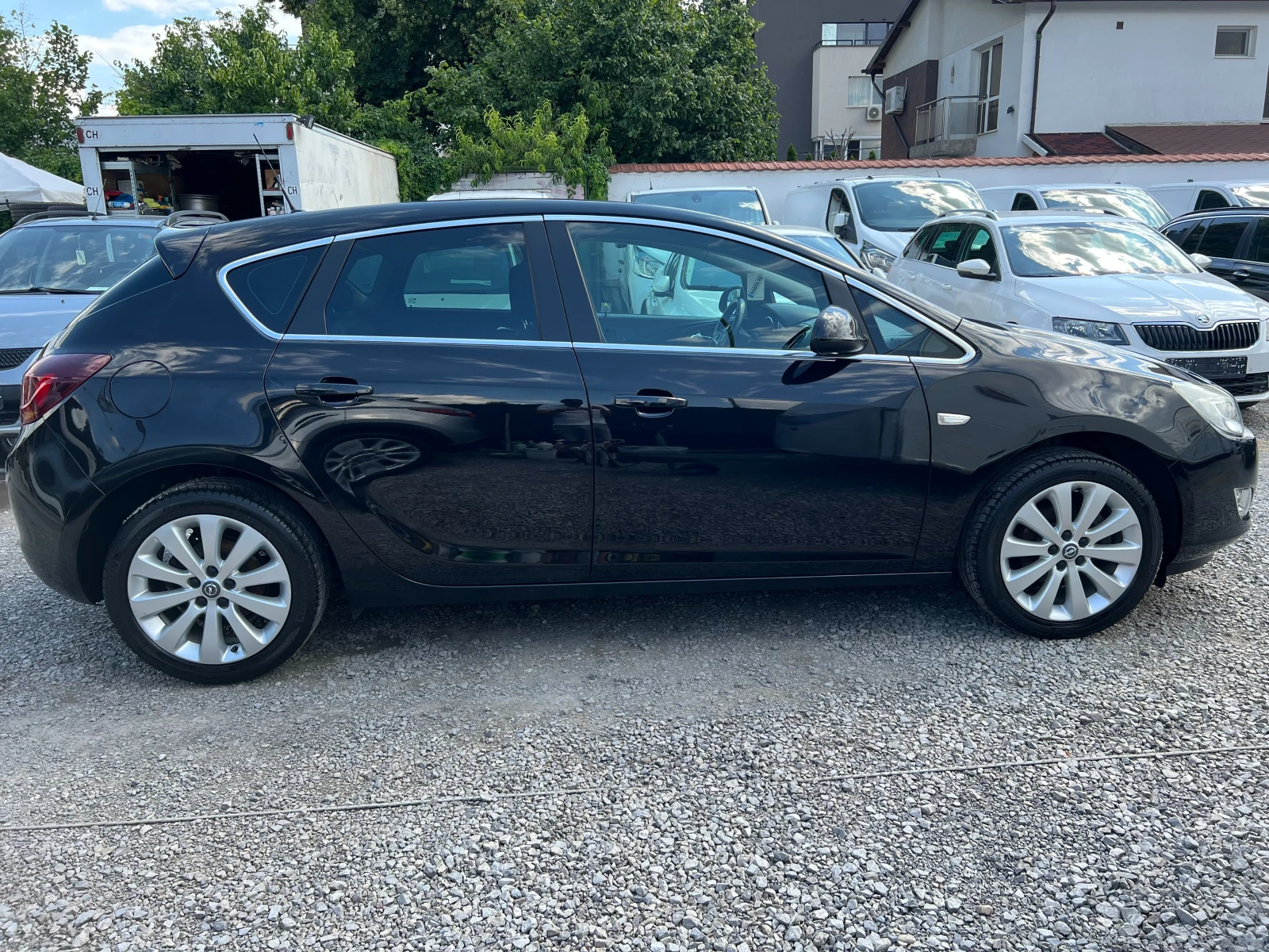 Opel Astra 1.4T COSMO/Кожа/Сервизна история/ТОП СЪСТОЯНИЕ/ - изображение 5