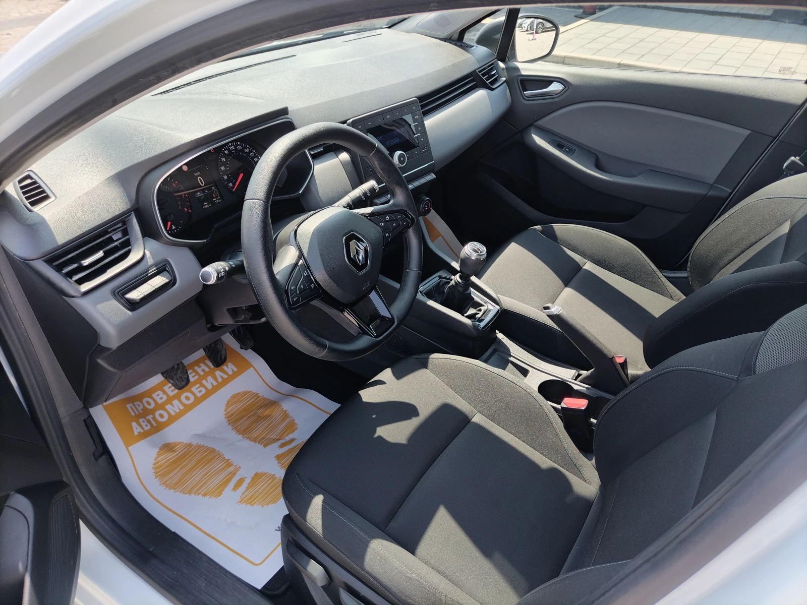 Renault Clio 1.0TCe/ 100к.с./Life - изображение 10