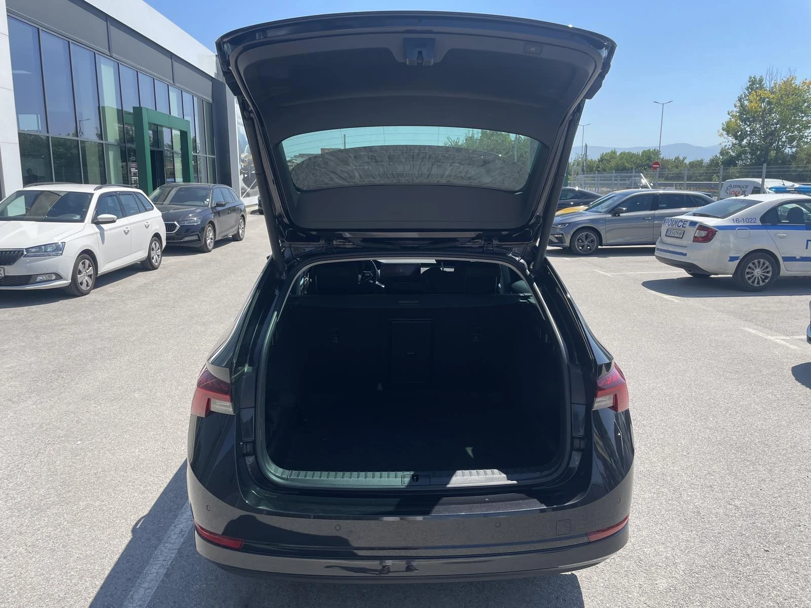 Skoda Octavia  Combi Style 1.5 TSI 150 к.с. 6MT - изображение 6