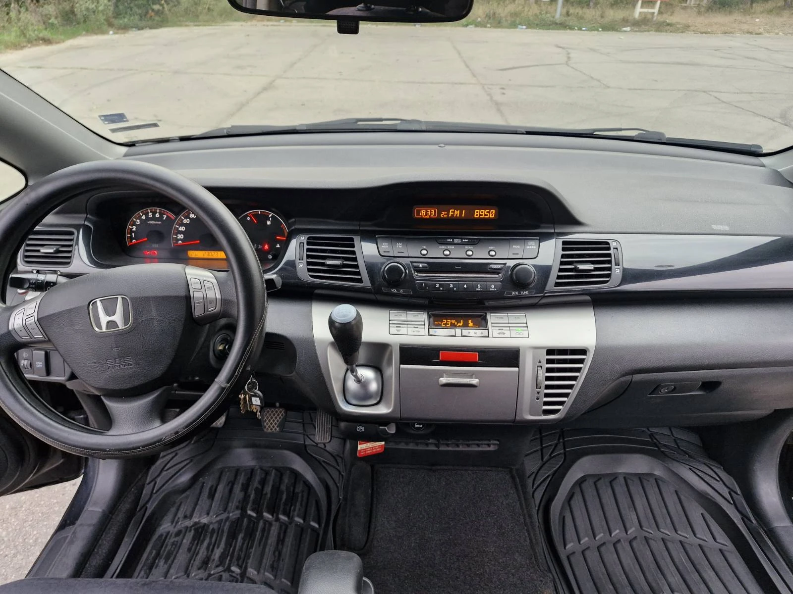 Honda Fr-v  - изображение 8
