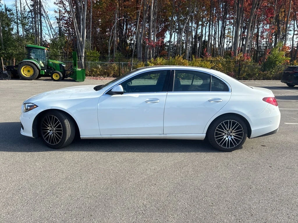 Mercedes-Benz C 300 * 4MATIC Sedan * CARFAX * БЕЗ ПЪРВОНАЧАЛНА ВНОСКА - изображение 3