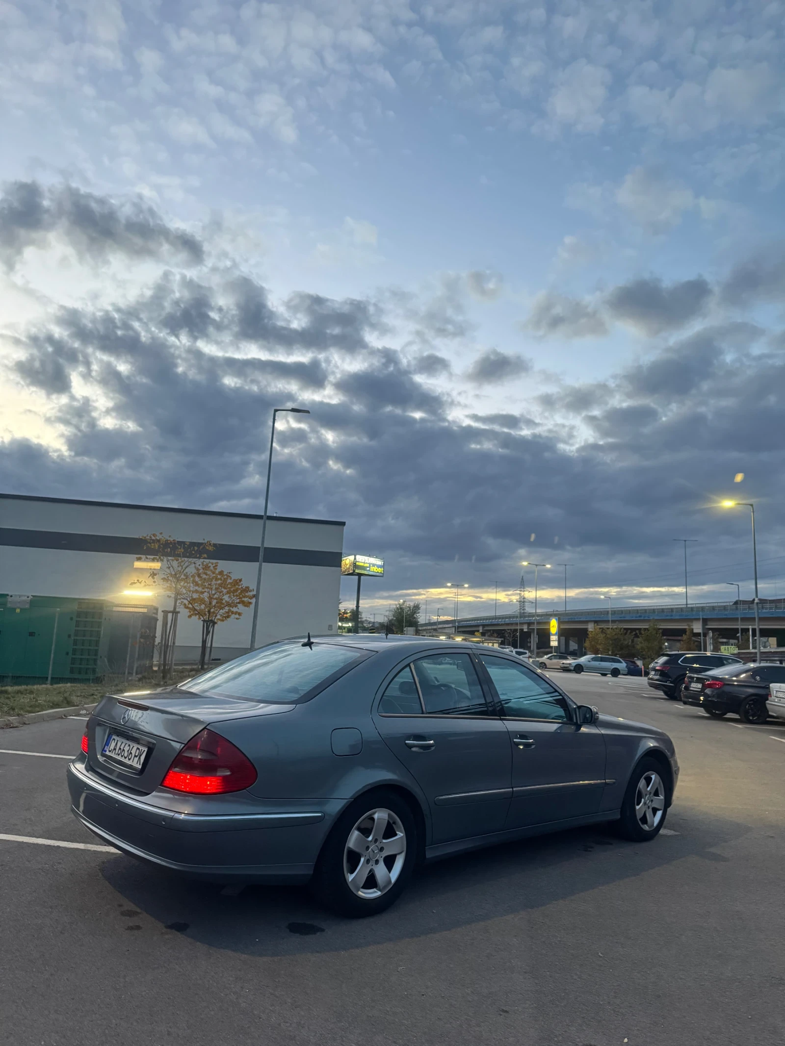 Mercedes-Benz E 270 CDI - изображение 7