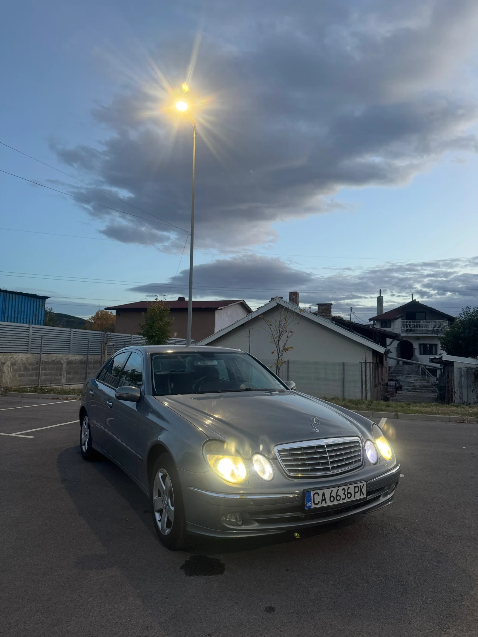 Mercedes-Benz E 270 CDI - изображение 2