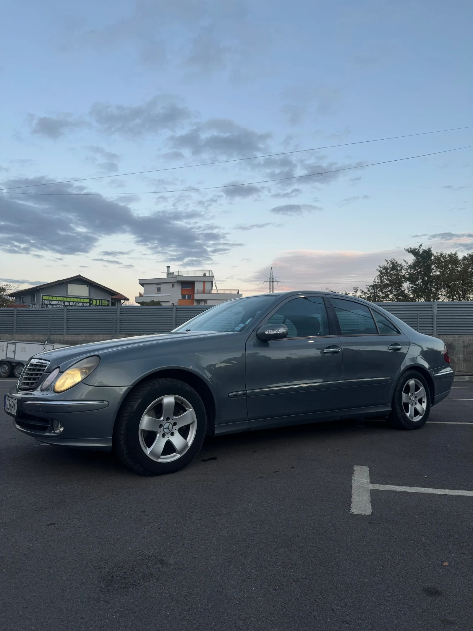 Mercedes-Benz E 270 CDI - изображение 4