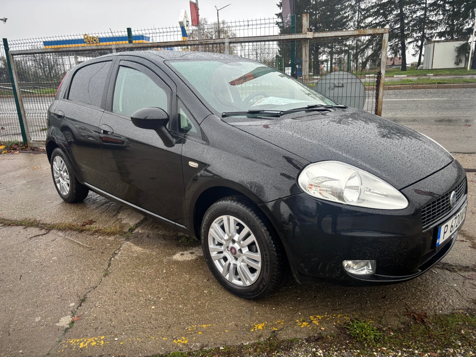 Fiat Punto 2006* 1.4+ ВС.ПЛАТЕНО-ОБСЛУЖЕНА+ З.ГУМИ - изображение 3