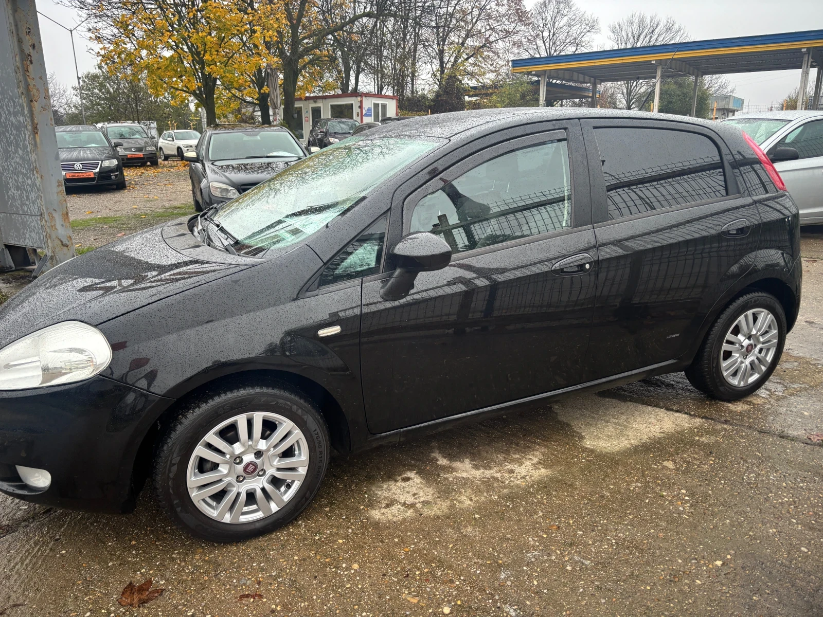 Fiat Punto 2006* 1.4+ ВС.ПЛАТЕНО-ОБСЛУЖЕНА+ З.ГУМИ - изображение 5