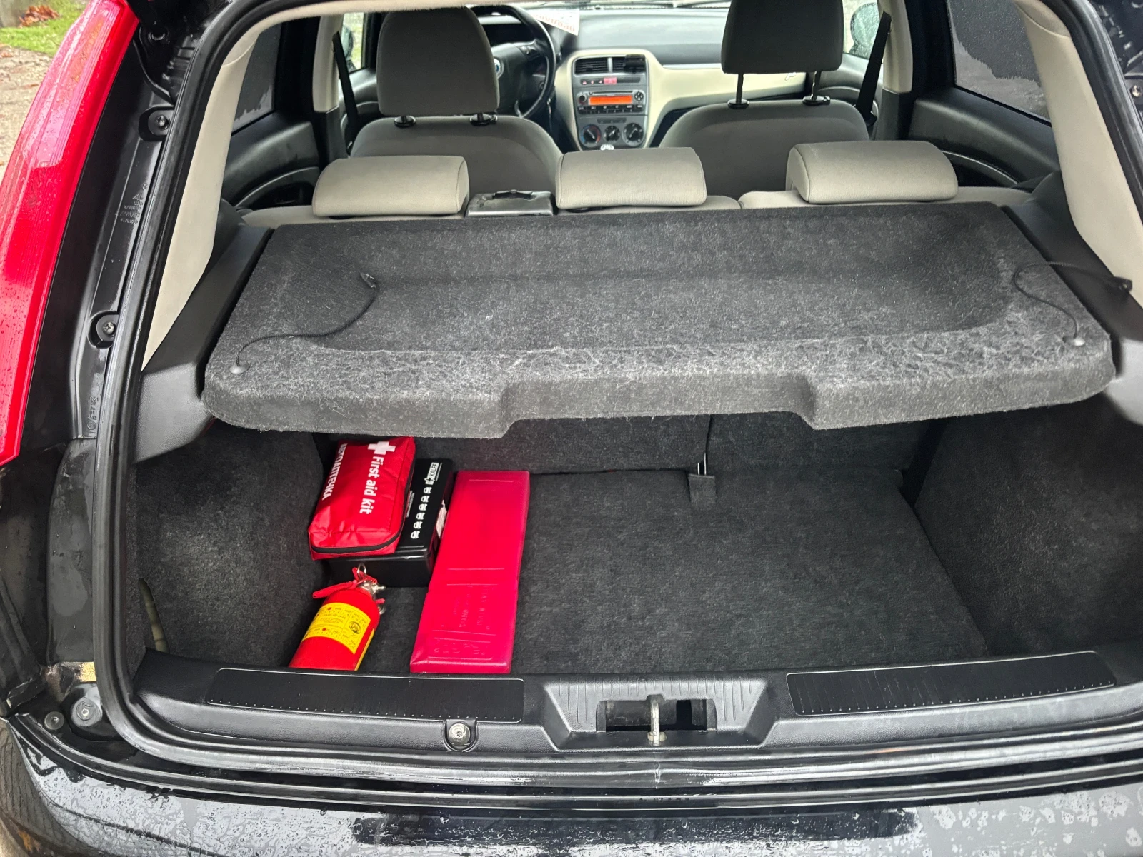 Fiat Punto 2006* 1.4+ ВС.ПЛАТЕНО-ОБСЛУЖЕНА+ З.ГУМИ - изображение 10