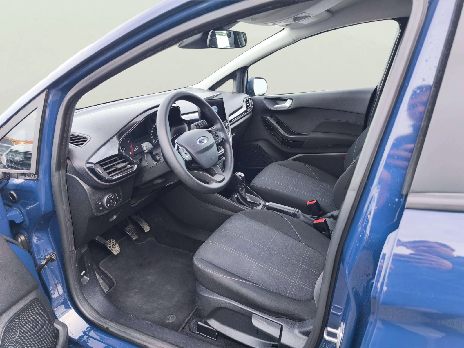 Ford Fiesta 1.1 Duratec - изображение 7