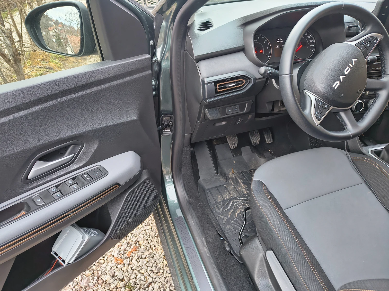 Dacia Sandero Sandero EcoG 100 | Mobile.bg � ����������� 13