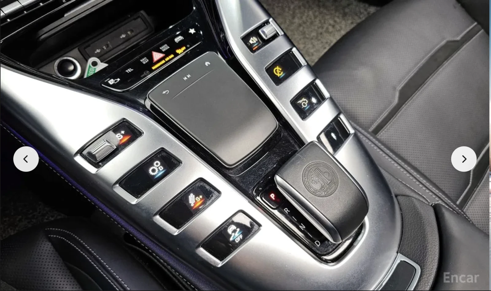 Mercedes-Benz AMG GT 43* 4MATIC+ * BURMESTER* ПОДГРЕВ* ОБДУХВАНЕ* 360КА, снимка 11 - Автомобили и джипове - 53925288