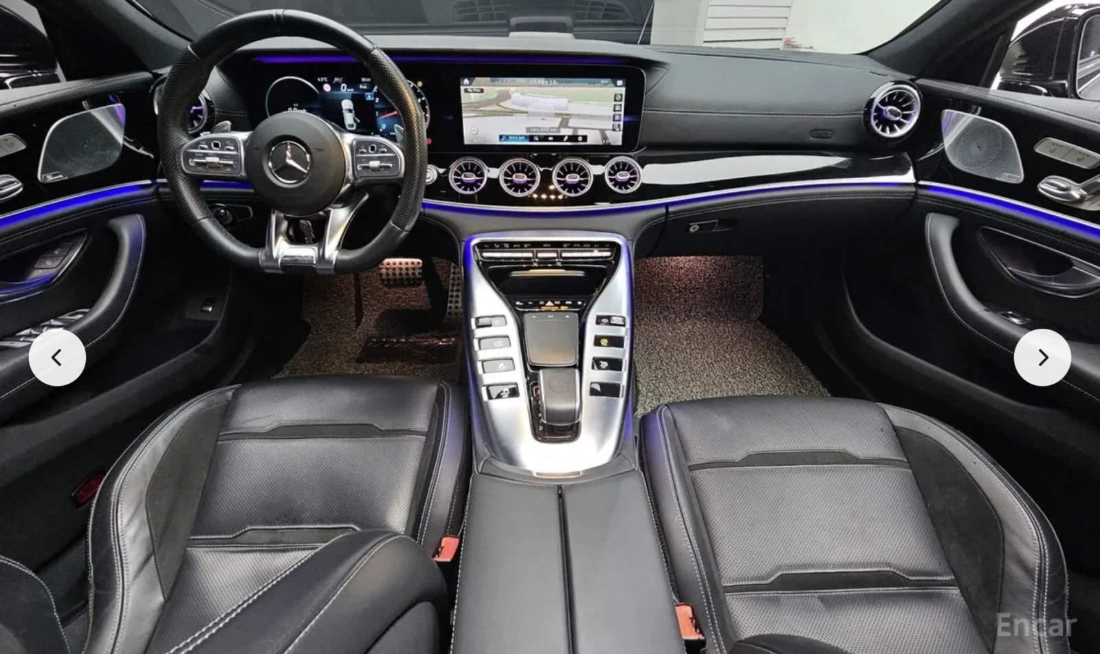 Mercedes-Benz AMG GT 43* 4MATIC+ * BURMESTER* ПОДГРЕВ* ОБДУХВАНЕ* 360КА, снимка 8 - Автомобили и джипове - 53925288