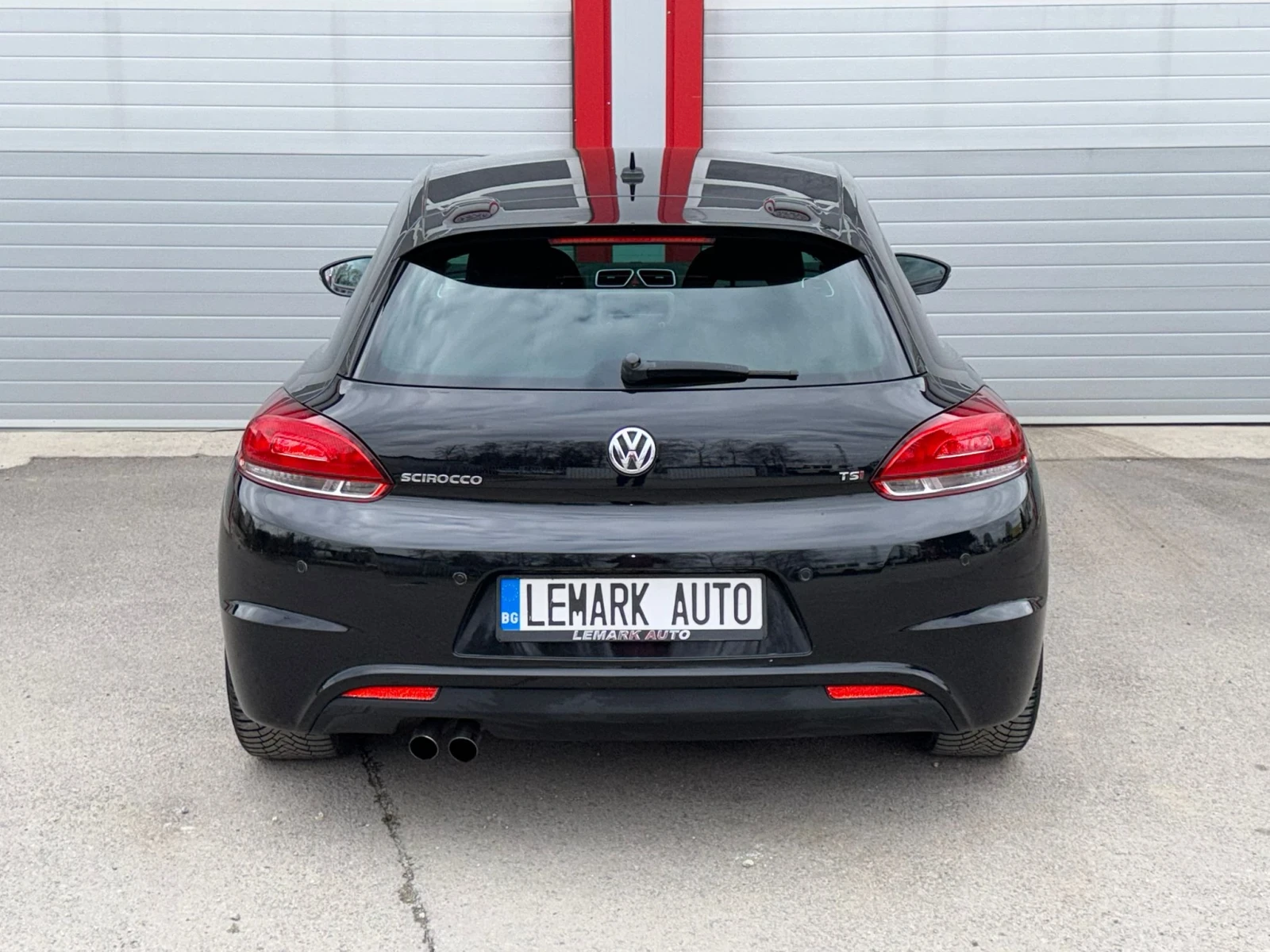 VW Scirocco 1.4I R-LINE KLIMATRONIK 6-СКОРОСТИ EVRO 5A ЛИЗИНГ, снимка 10 - Автомобили и джипове - 53975467