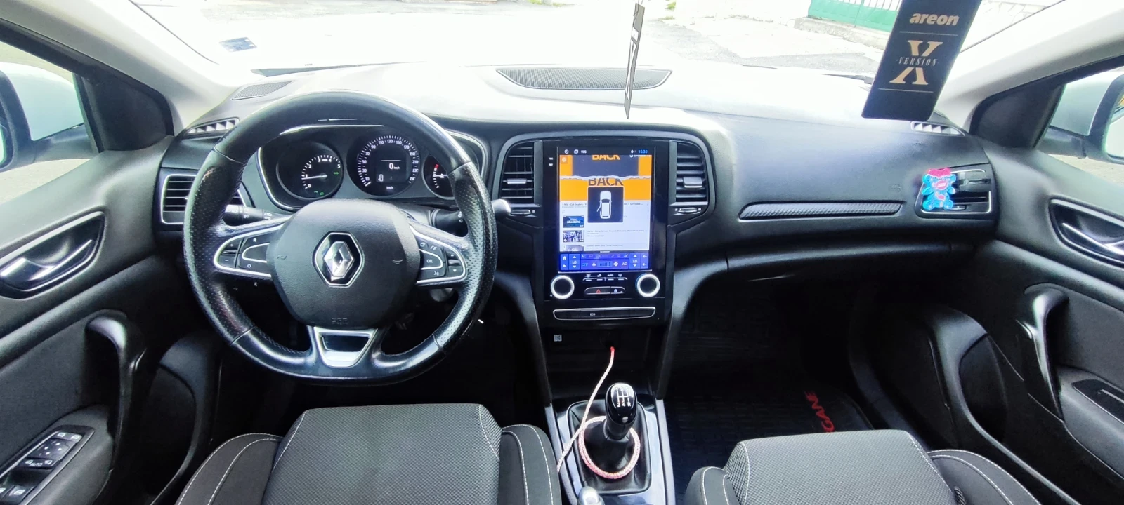 Renault Megane 1.6, снимка 12 - Автомобили и джипове - 54128601