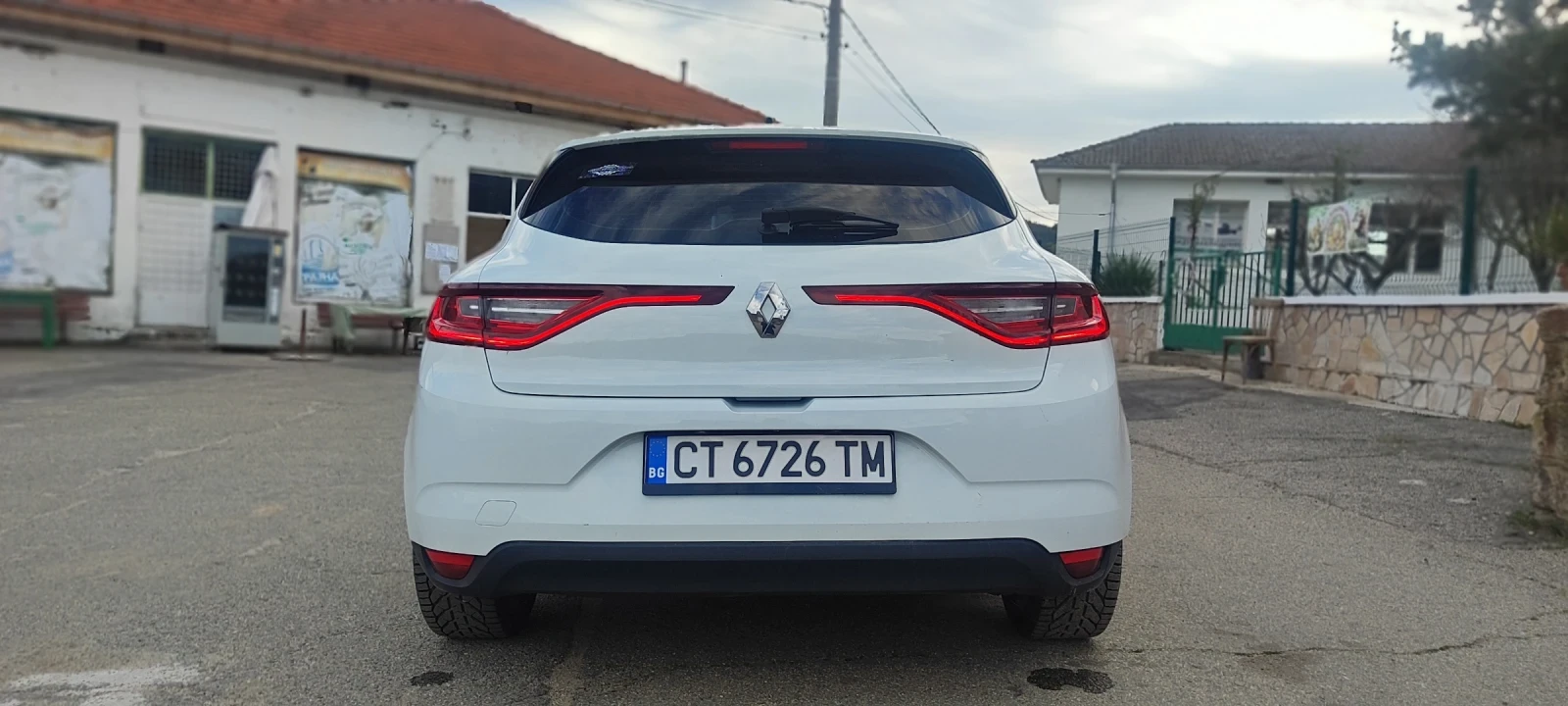 Renault Megane 1.6, снимка 16 - Автомобили и джипове - 54128601