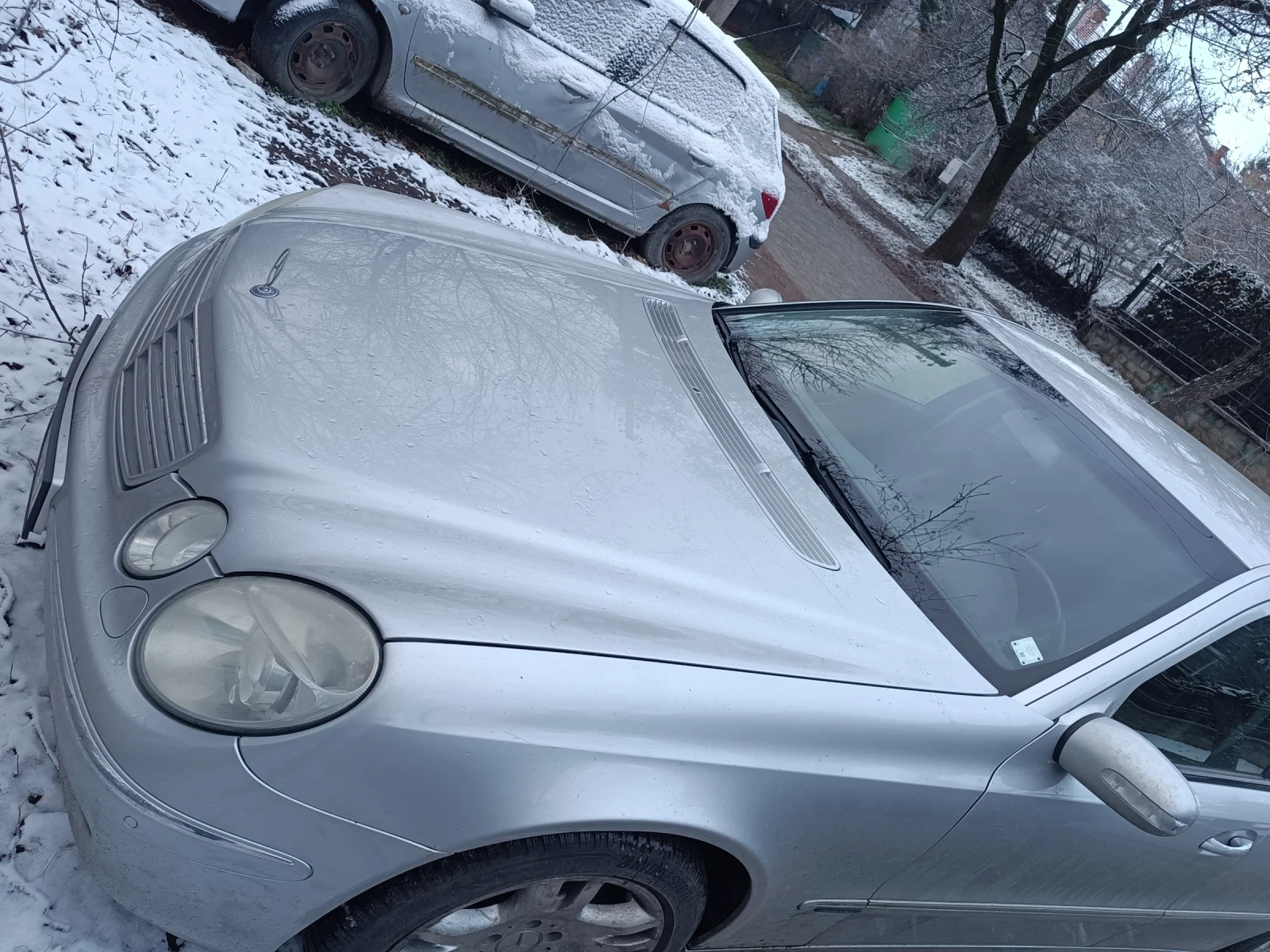 Mercedes-Benz E 320, снимка 4 - Автомобили и джипове - 54150610