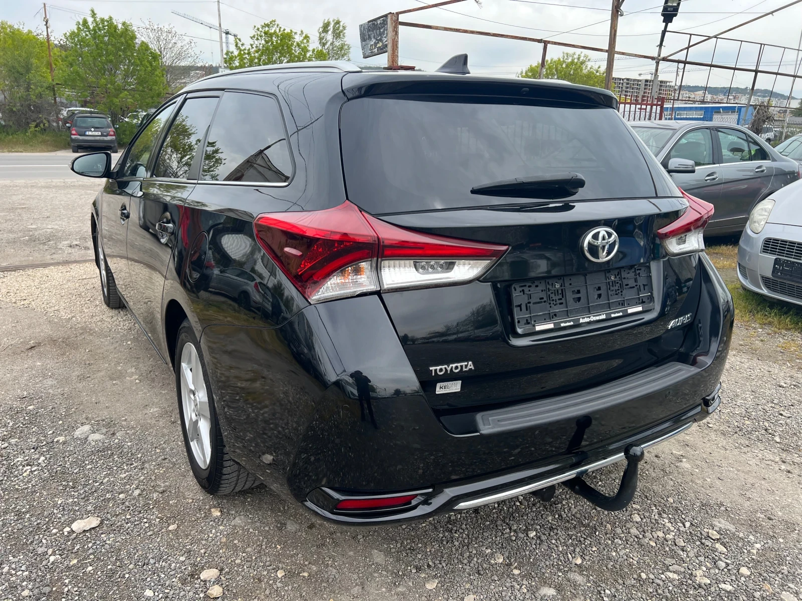 Toyota Auris 1.2D4T/АВТОМАТИК/НАВИГАЦИЯ/ПЪЛЕН ПАКЕТ ОТ ЕКСТРИ, снимка 6 - Автомобили и джипове - 54502830