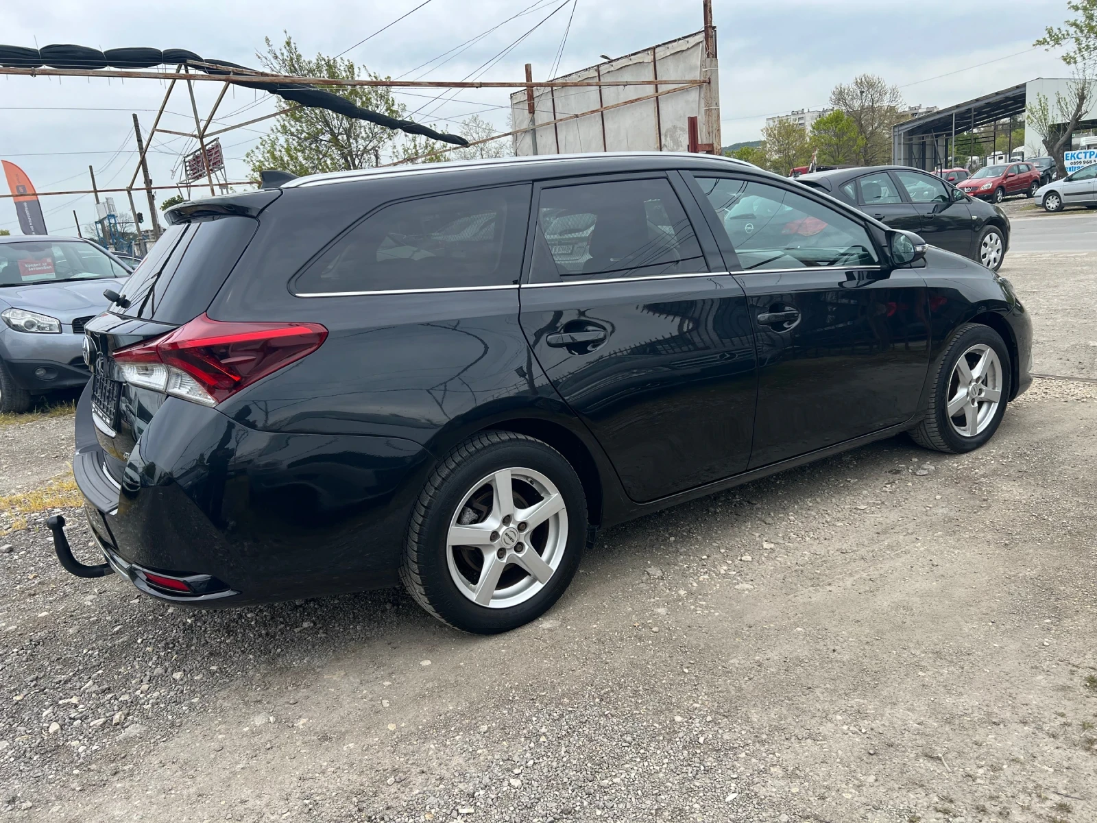 Toyota Auris 1.2D4T/АВТОМАТИК/НАВИГАЦИЯ/ПЪЛЕН ПАКЕТ ОТ ЕКСТРИ, снимка 4 - Автомобили и джипове - 54502830