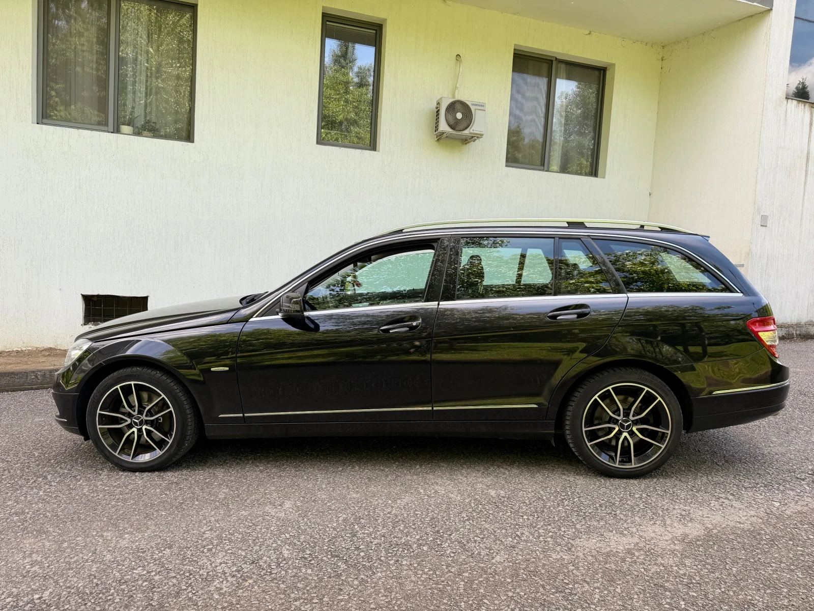Mercedes-Benz C 350 CDI / АВТОМАТИК, снимка 4 - Автомобили и джипове - 54776750