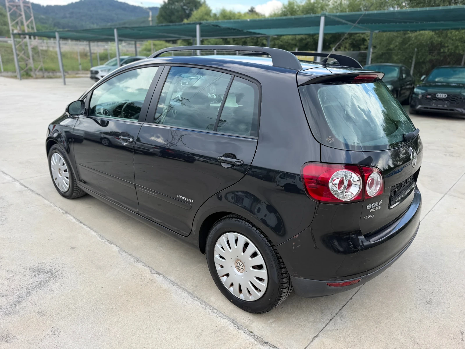VW Golf Plus Benzin/Gaz/184000km, снимка 6 - Автомобили и джипове - 55010441