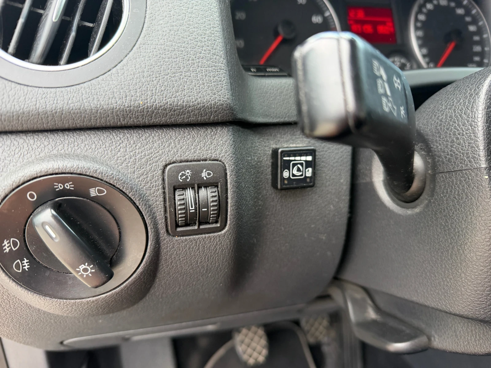 VW Golf Plus Benzin/Gaz/184000km, снимка 15 - Автомобили и джипове - 55010441