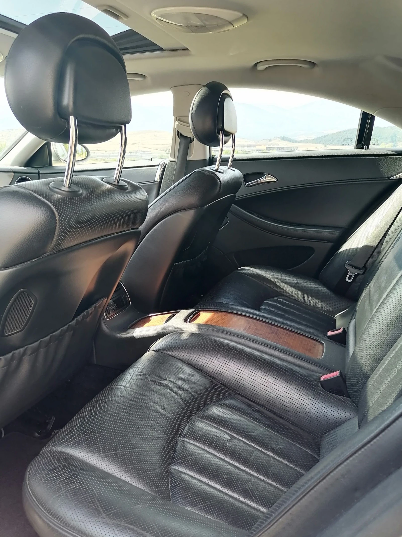 Mercedes-Benz CLS 500 Harman/Подгрев/Обдухване/Генерация , снимка 11 - Автомобили и джипове - 55251448