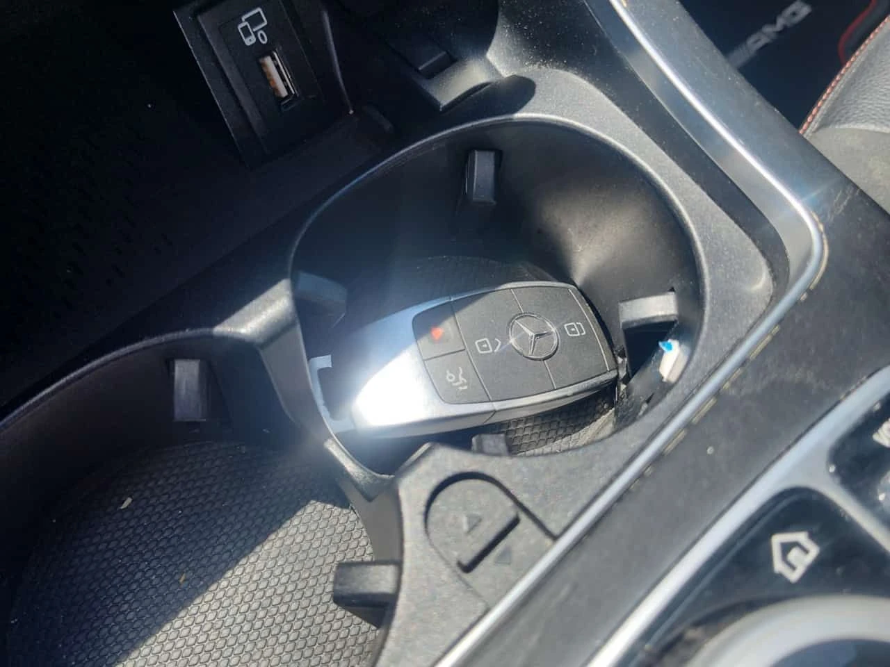 Mercedes-Benz C 43 AMG | DISTRONIC | 360 | BURMESTER | CARFAX | , снимка 8 - Автомобили и джипове - 55284324