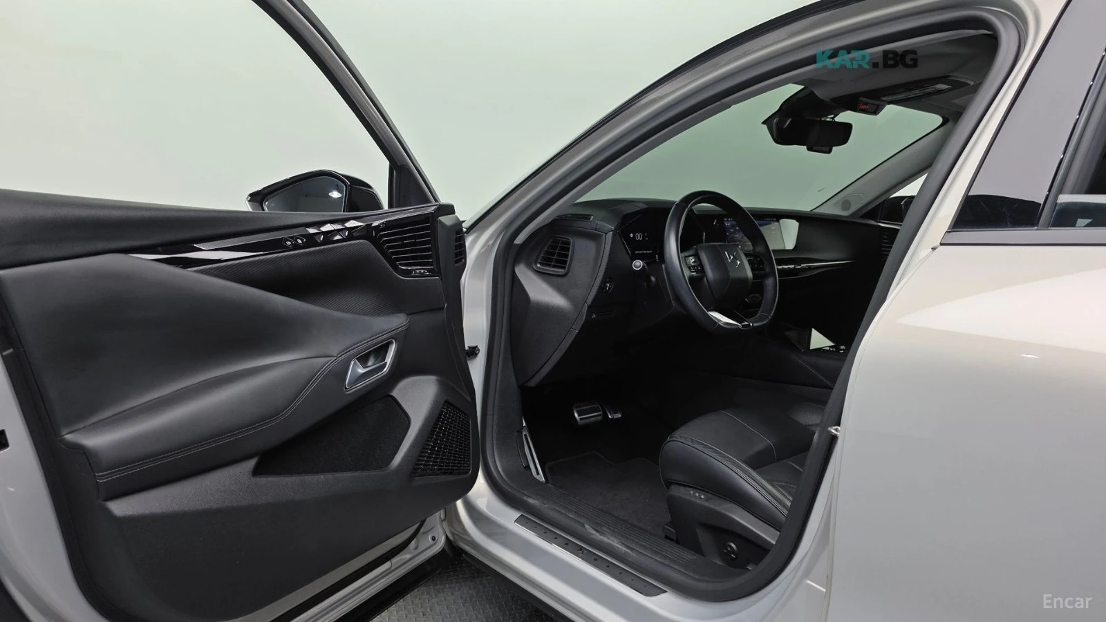 Citroen DS4 1.5BlueHDI* REVOLI* ПОДГРЕВ* ОБДУХВАНЕ* ПАНО* КАМЕ, снимка 10 - Автомобили и джипове - 55315134