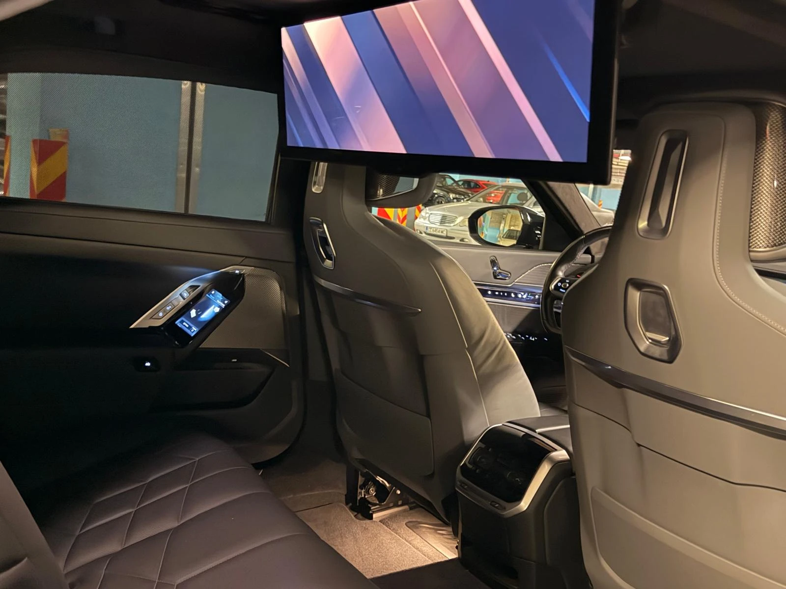 BMW 760, снимка 12 - Автомобили и джипове - 55405700