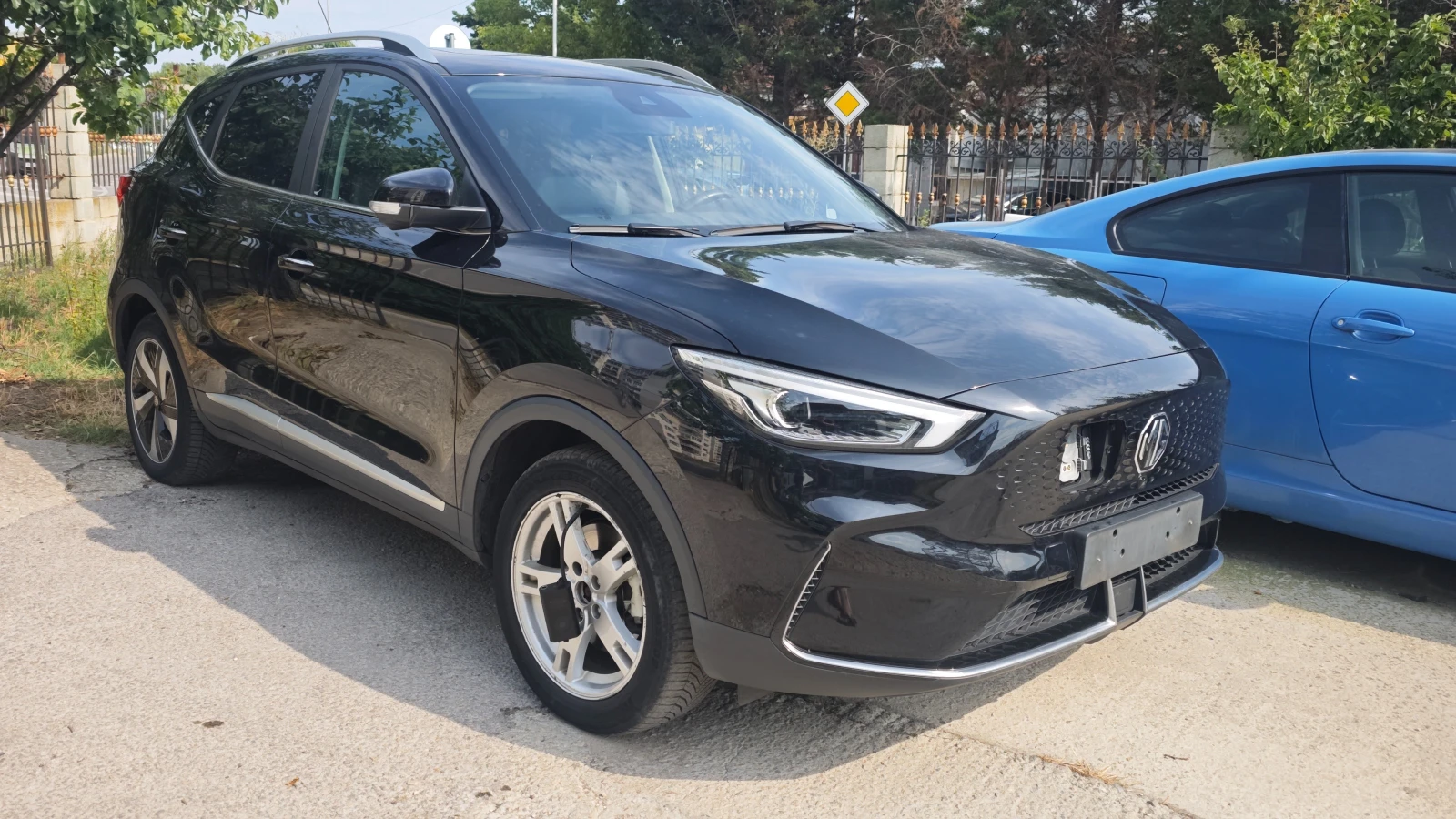 Mg ZS EV LFP, снимка 3 - Автомобили и джипове - 55406158