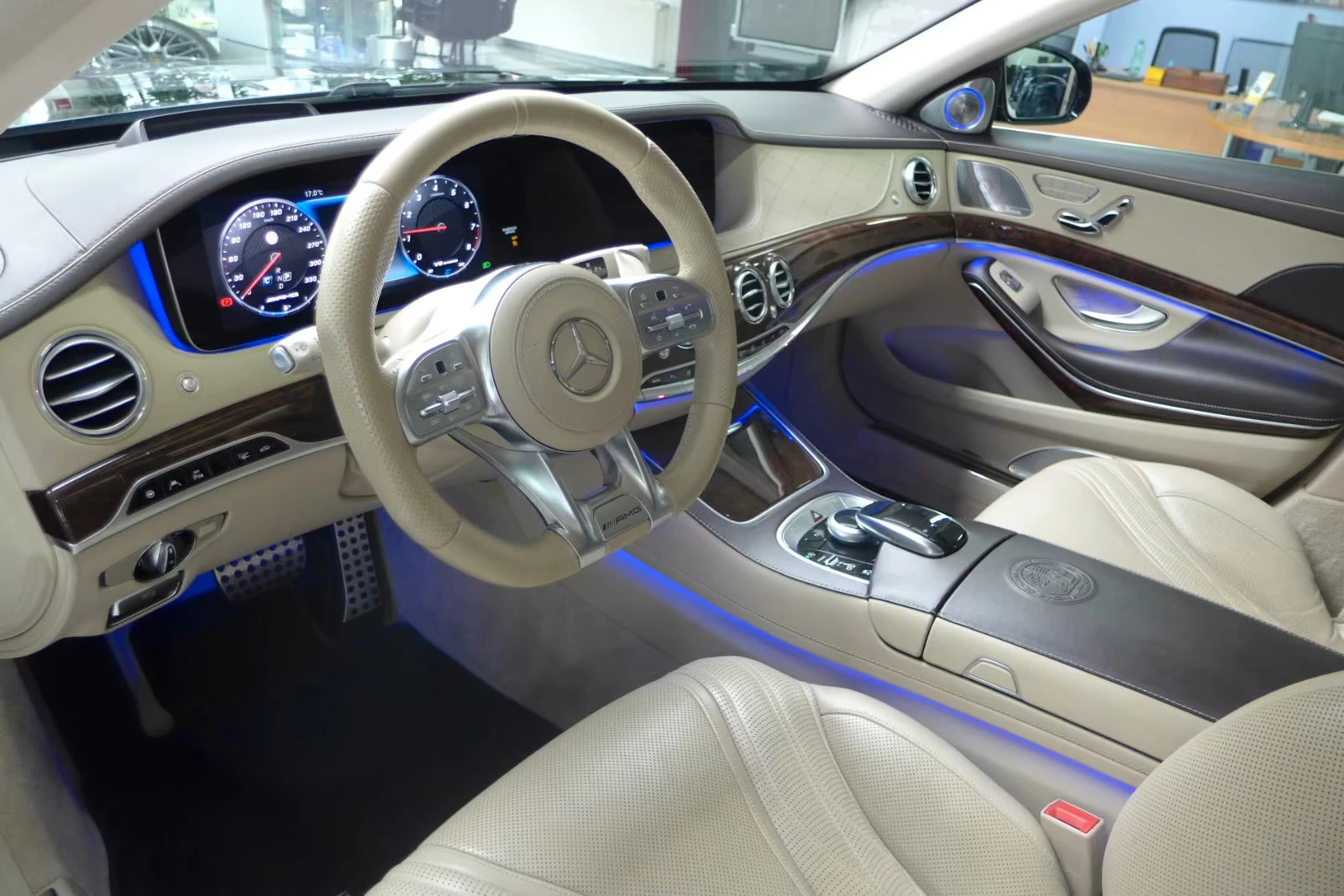 Mercedes-Benz S 63 AMG 4MATIC/612HP/L/PANO/360/MEMO/BURM/CPLAY/552q, снимка 8 - Автомобили и джипове - 55484019