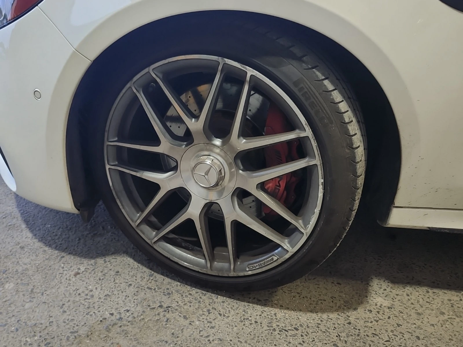 Mercedes-Benz E 63 AMG * S * АВТОКРЕДИТ БЕЗ ПЪРВОНАЧАЛНА ВНОСКА, снимка 8 - Автомобили и джипове - 55806920