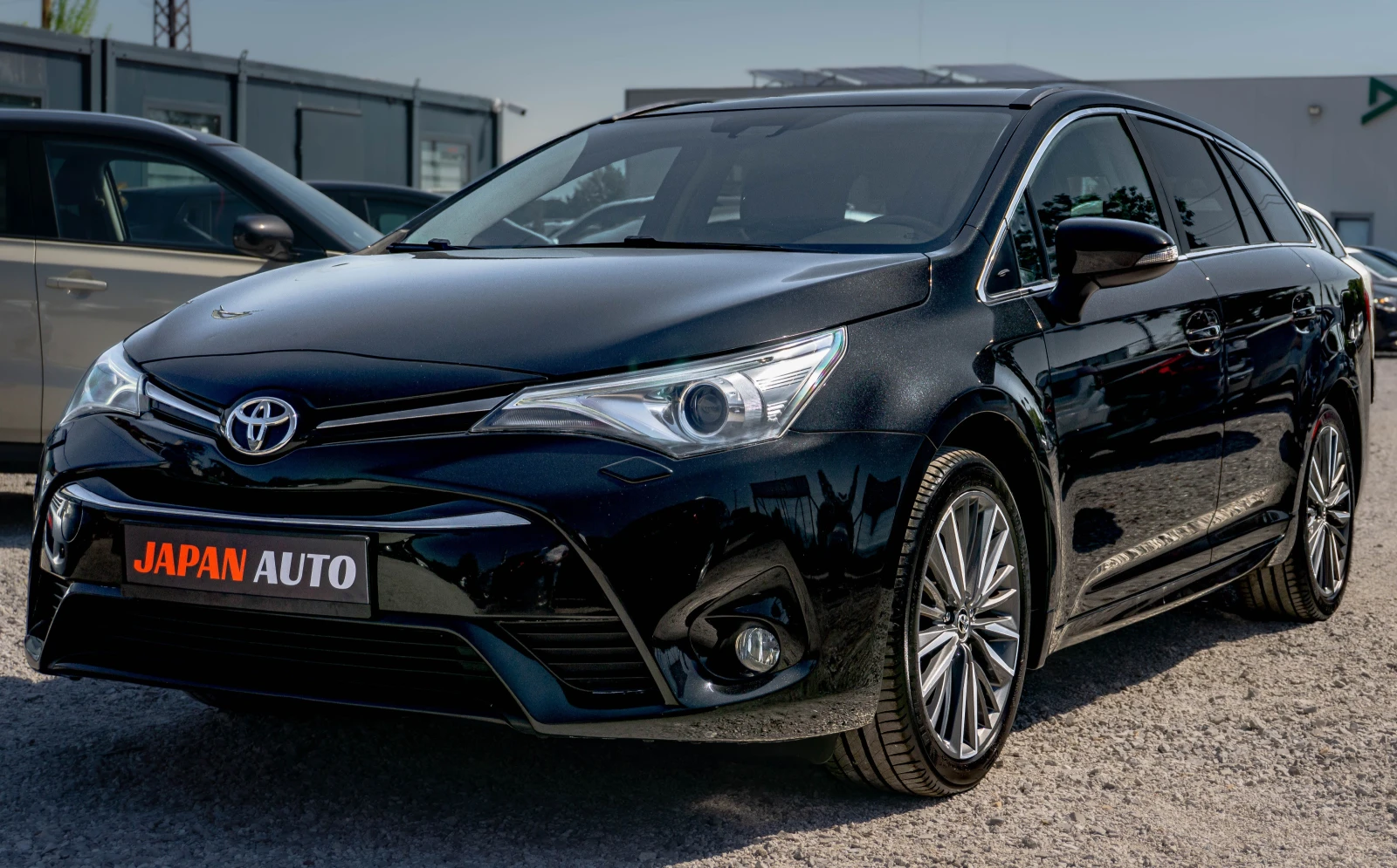 Toyota Avensis 1.8 бензин! ПАНО! ТОП! С ГАРАНЦИЯ! 