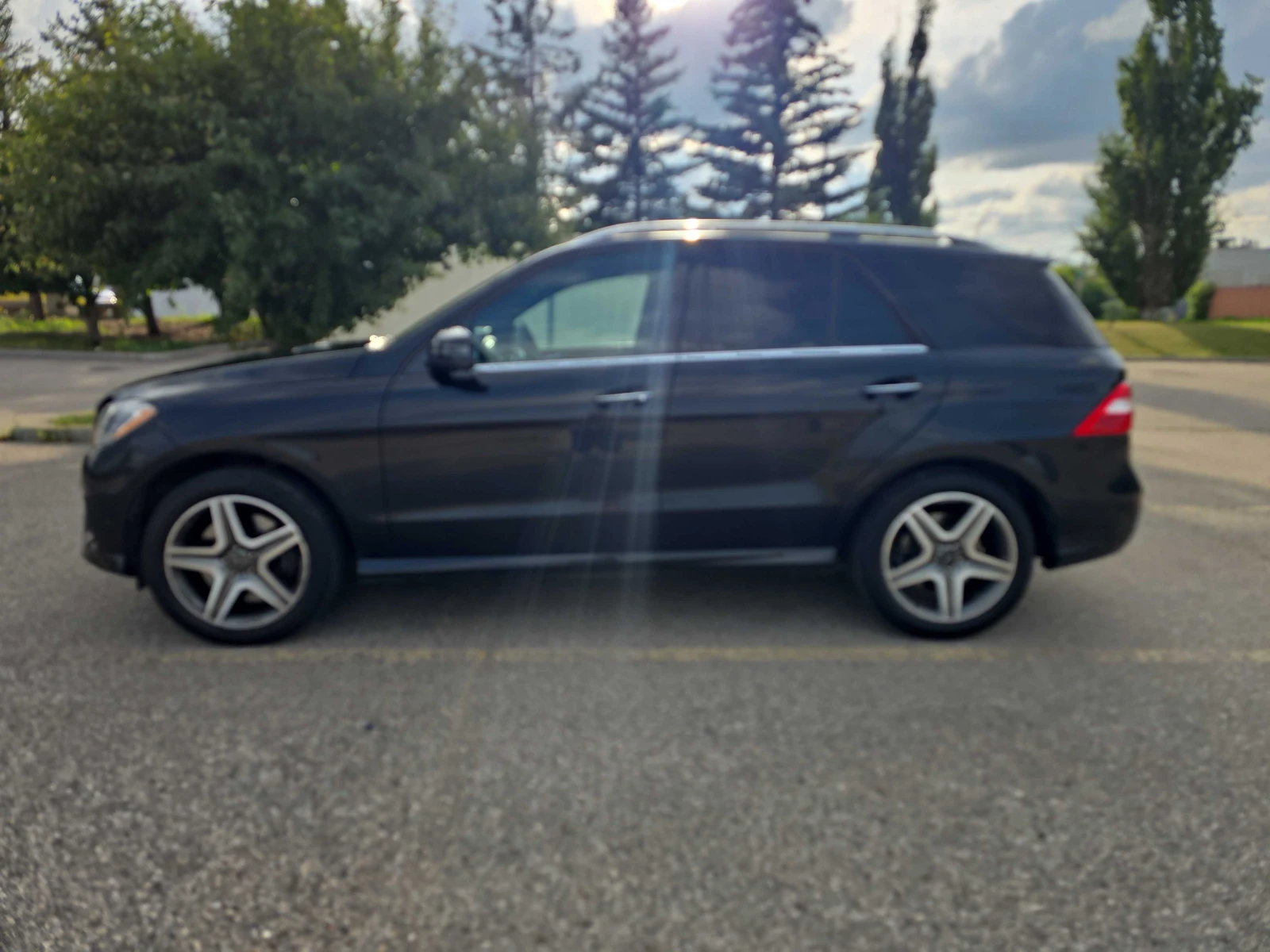 Mercedes-Benz ML 550 * CARFAX * , снимка 3 - Автомобили и джипове - 56132678