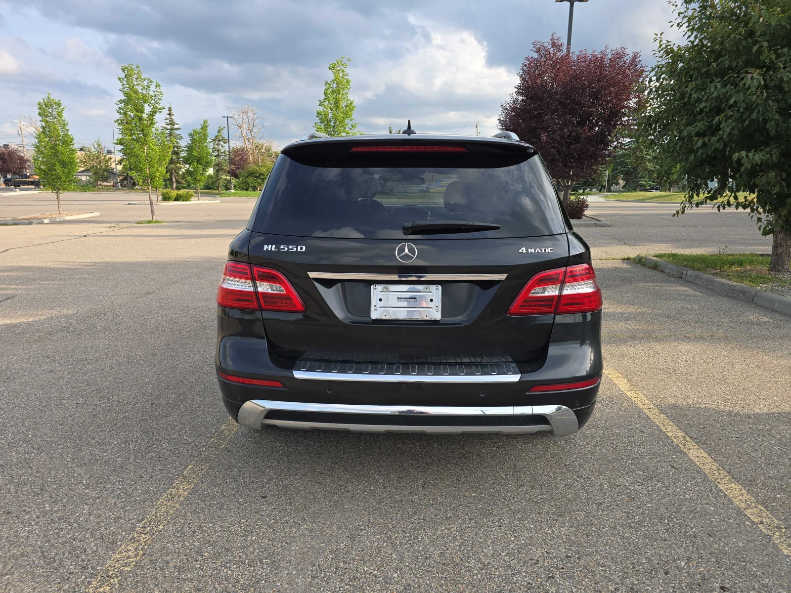 Mercedes-Benz ML 550 * CARFAX * , снимка 4 - Автомобили и джипове - 56132678
