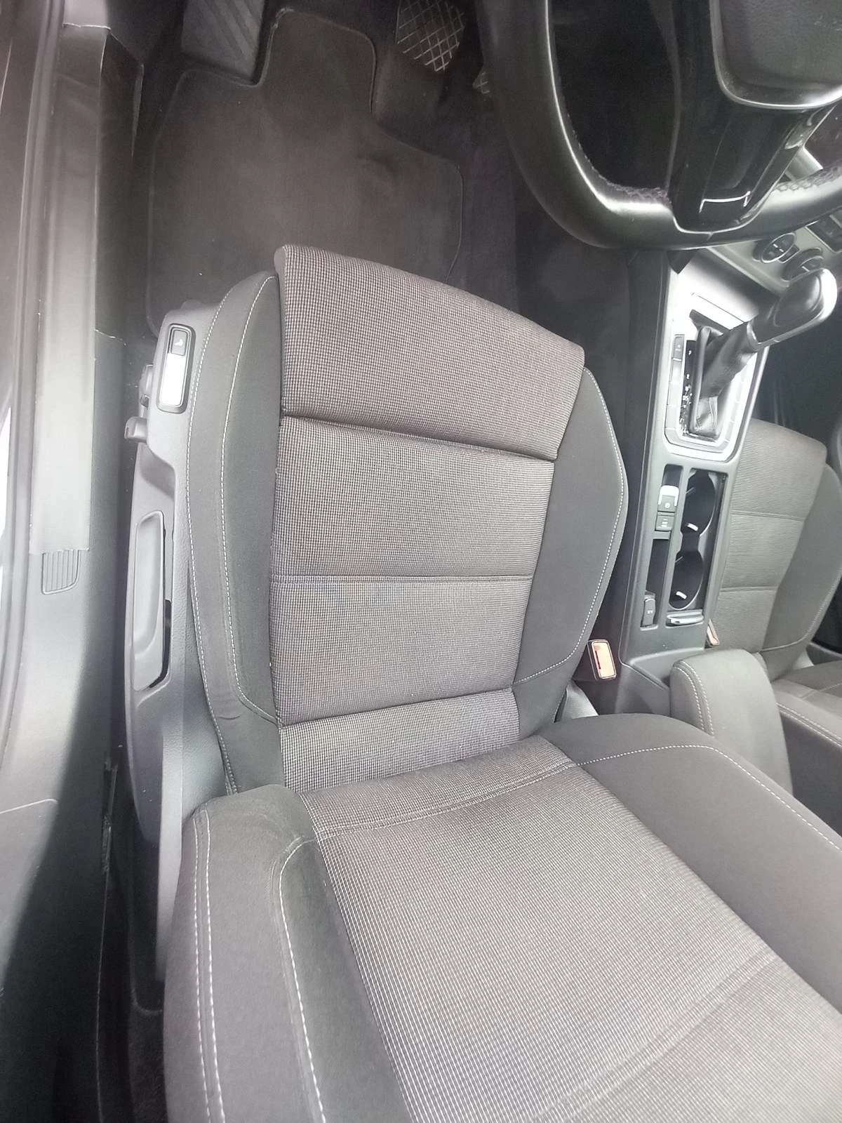 VW Passat, снимка 11 - Автомобили и джипове - 56242352