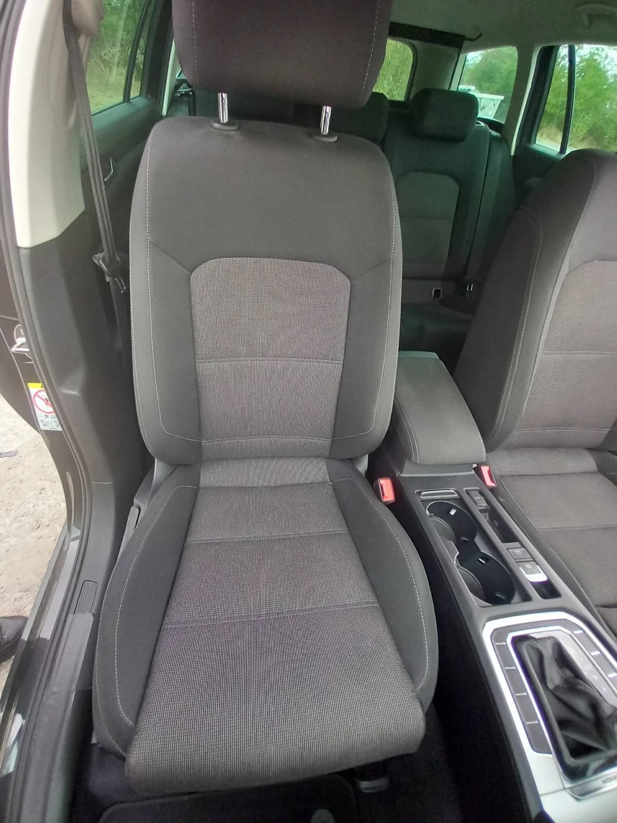 VW Passat, снимка 6 - Автомобили и джипове - 56242352
