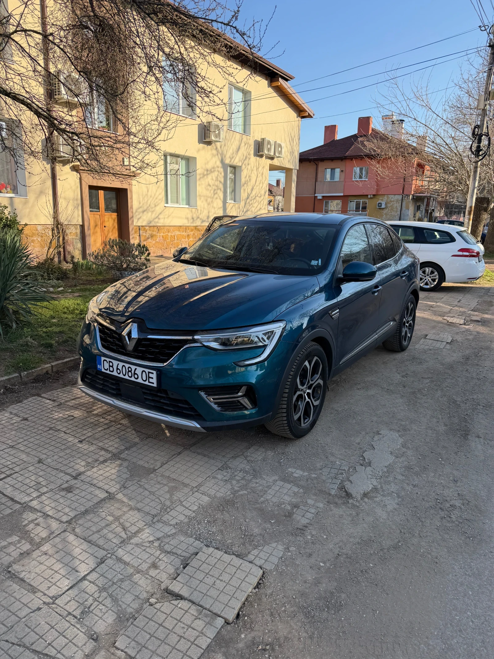 Renault Arkana 1.6, снимка 9 - Автомобили и джипове - 56449311