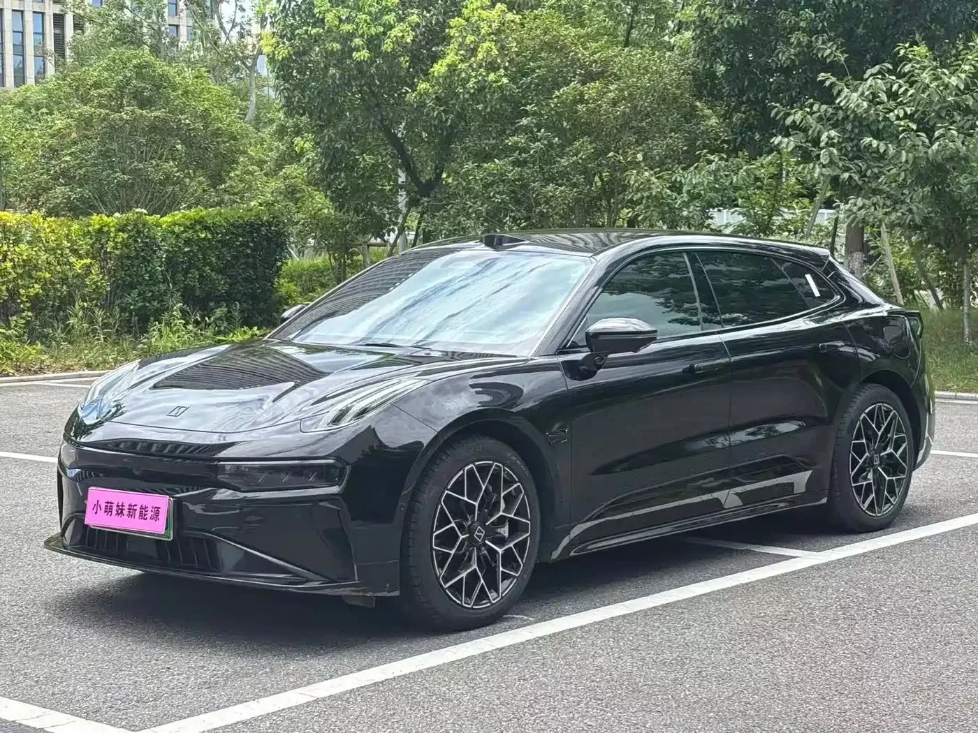 Zeekr 001, снимка 2 - Автомобили и джипове - 56730454