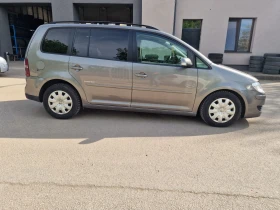 VW Touran 2.0 ТДИ АВТОМАТ, снимка 4