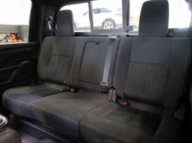 Nissan Titan crew cab * CARFAX * ЦЕНА ДО БГ, снимка 14 - Автомобили и джипове - 53642964