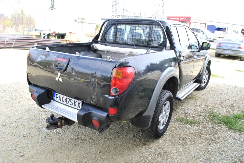 Mitsubishi L200 2.5DID, снимка 2 - Автомобили и джипове - 47609243