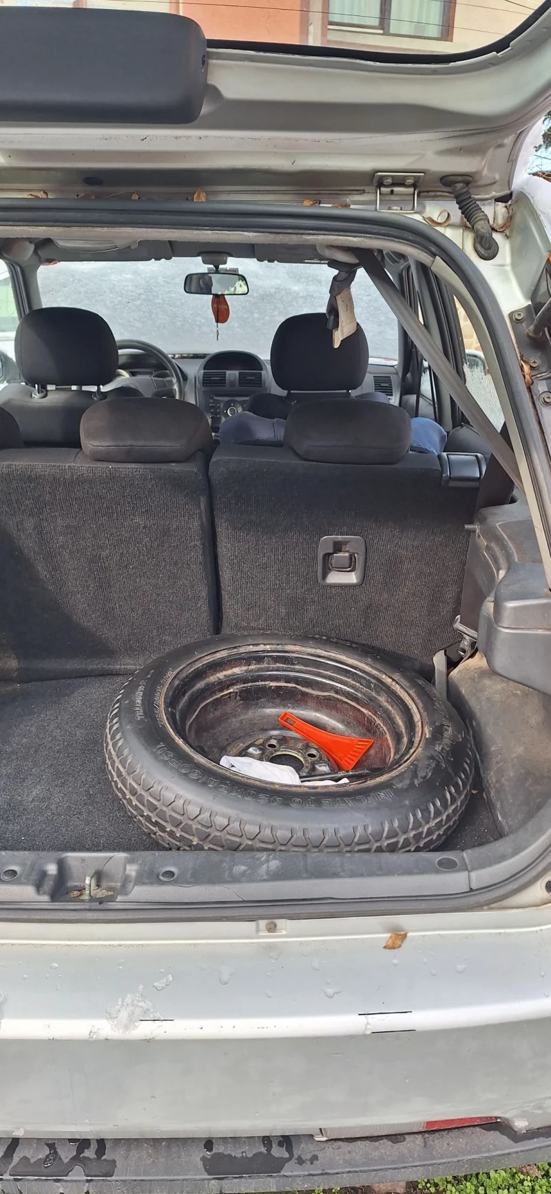 Suzuki Ignis 1.3i LPG, снимка 4 - Автомобили и джипове - 48057615