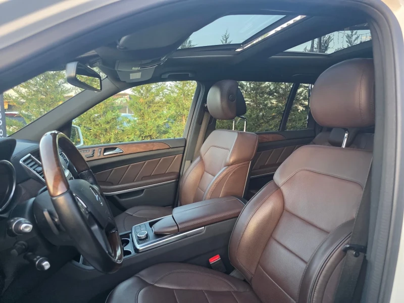 Mercedes-Benz GL 500 4 MATIC FULL AMG LINE 7 МЕСТЕН ПАНО ЛИЗИНГ 100%, снимка 12 - Автомобили и джипове - 51899199